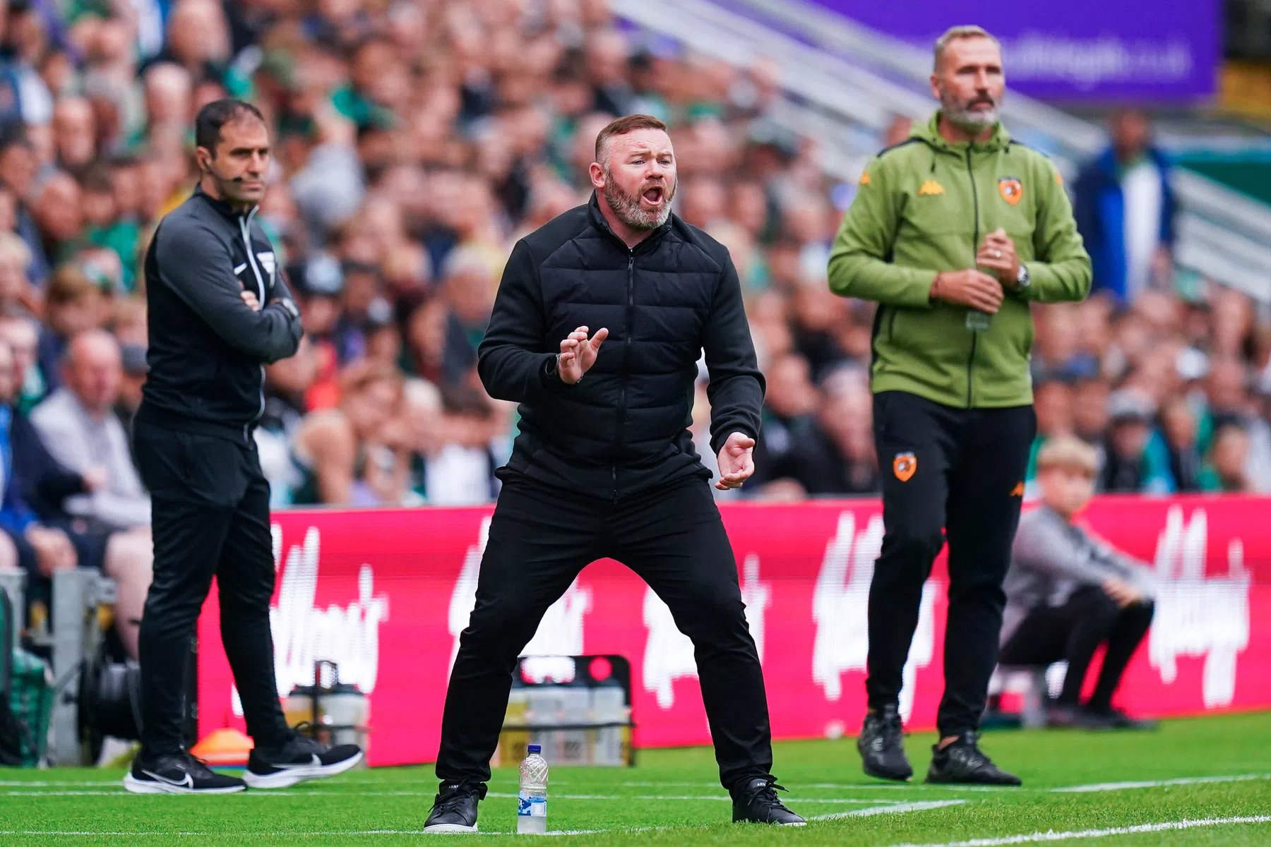 Voordeel van de twijfel: Wayne Rooney krijgt bij Plymouth tweede kans