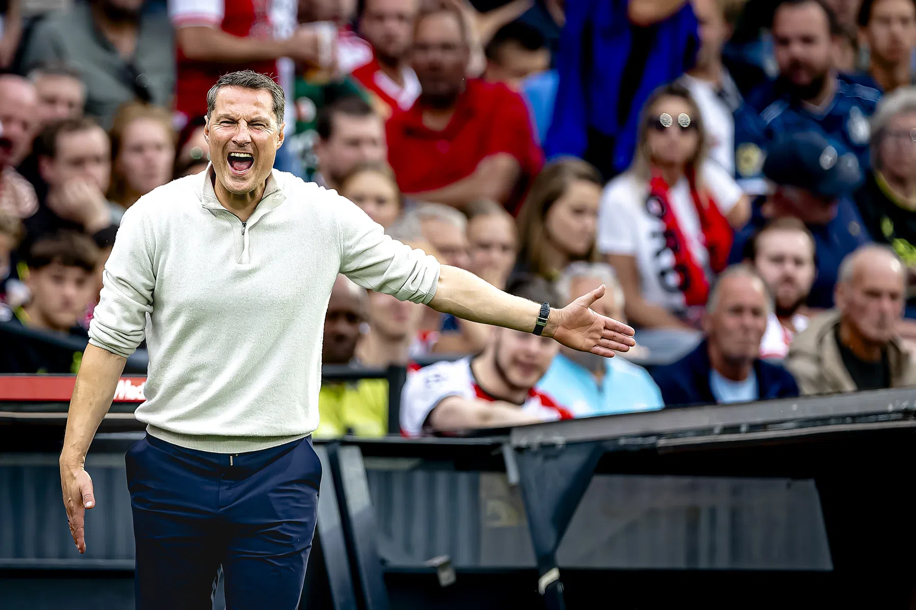 Priske mist vertrouwen bij Feyenoord en licht situatie Ivanusec uit