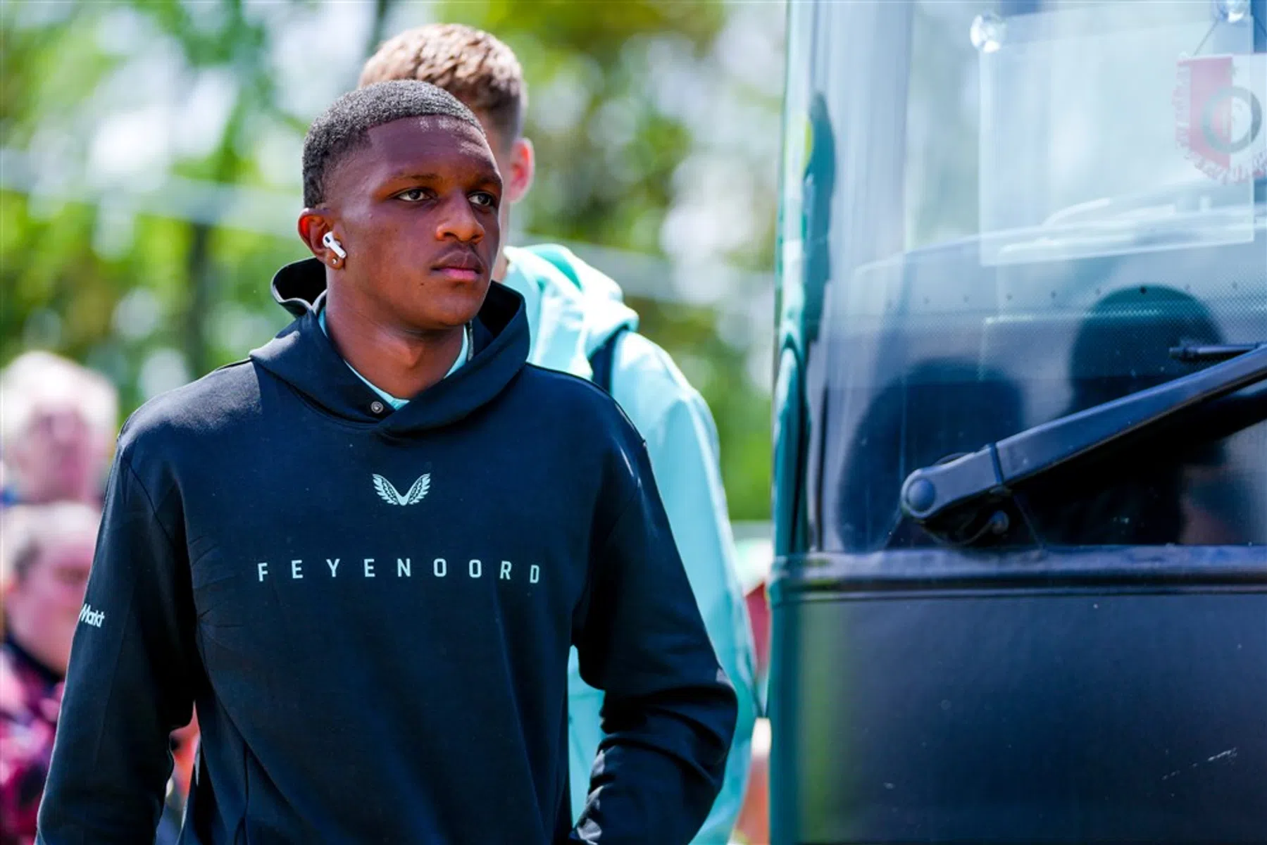 Feyenoord-talent ziet Frimpong als voorbeeld: 'Hij is zo snel, niet te houden'