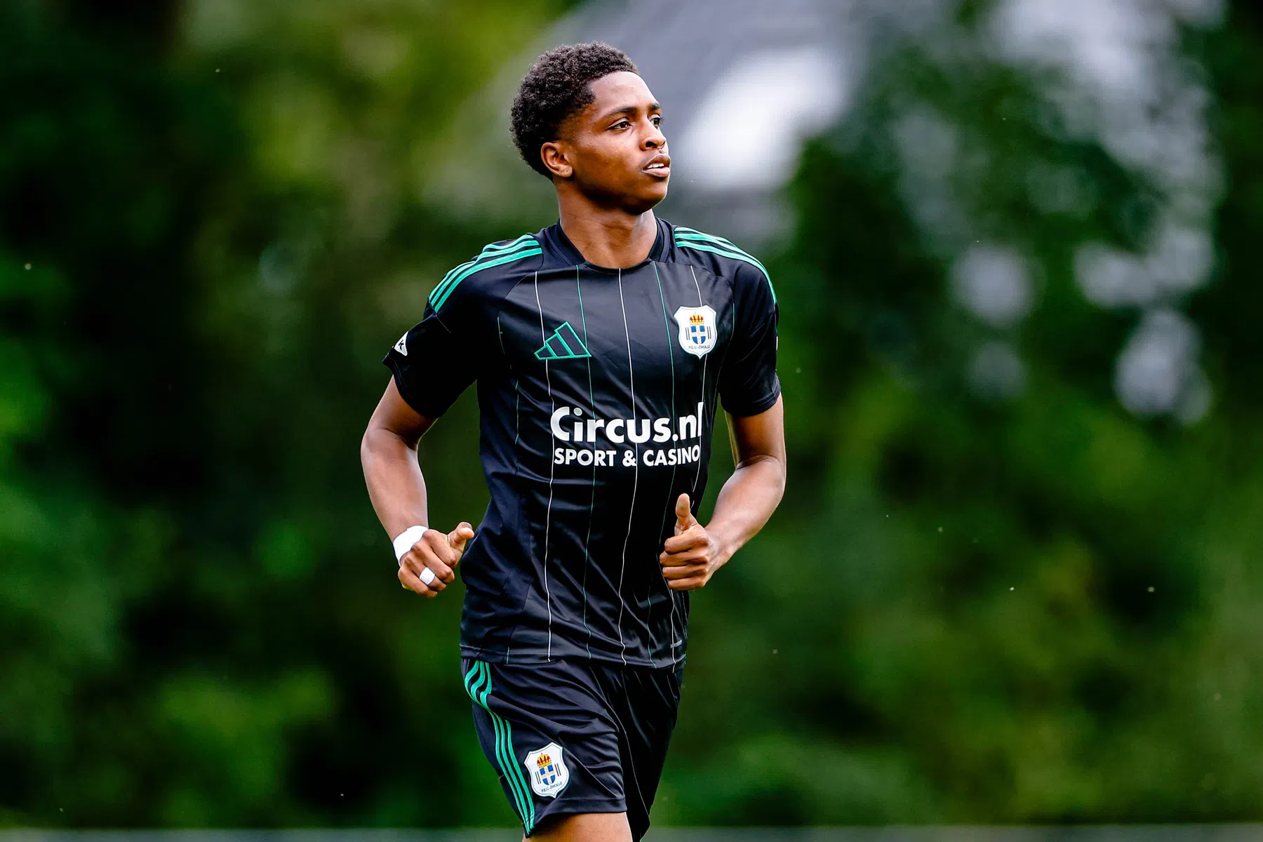 Feyenoord presenteert bij PEC vertrokken speler als versterking voor Onder-21