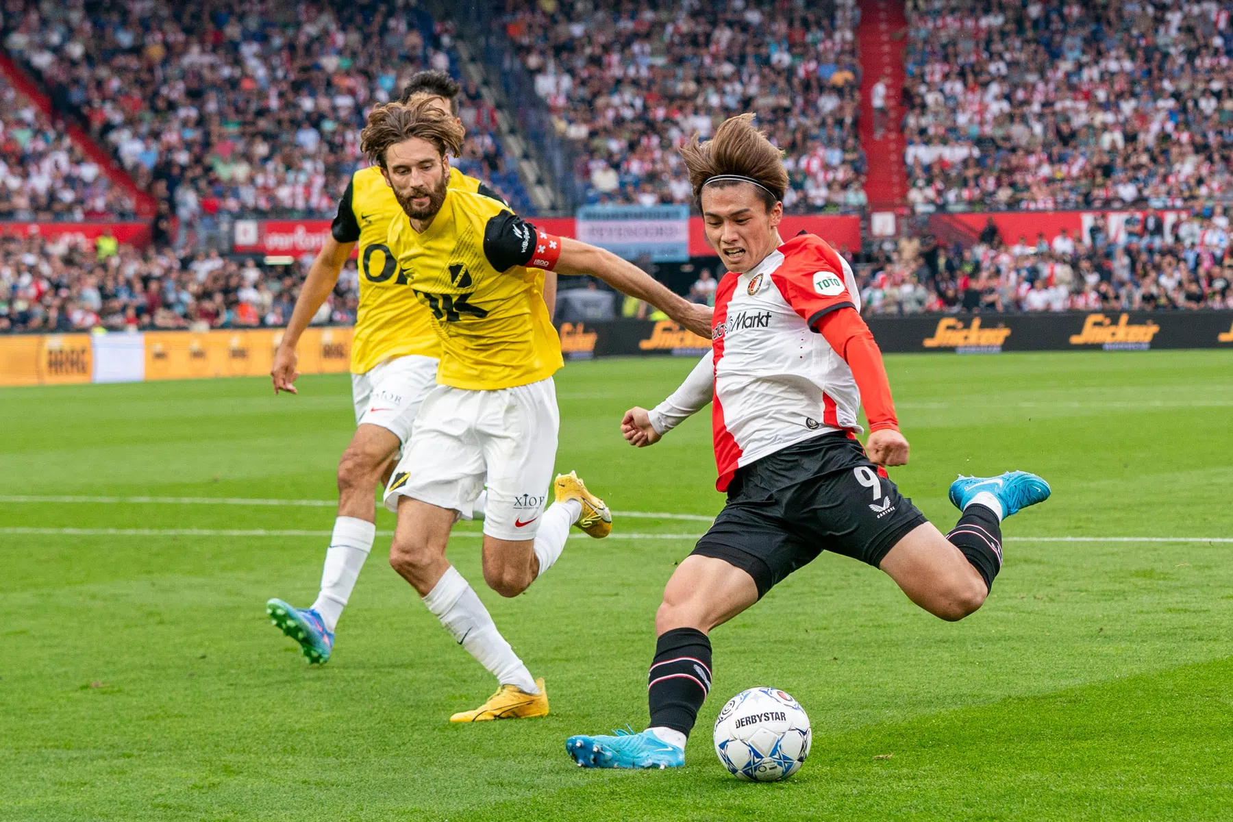 De opties voor Feyenoord: Ueda lijkt nu ook in topduels zijn kans te krijgen
