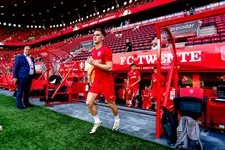 Thumbnail for article: Rots reëel richting Man Utd: 'Spelers verdienen evenveel als onze selectie'