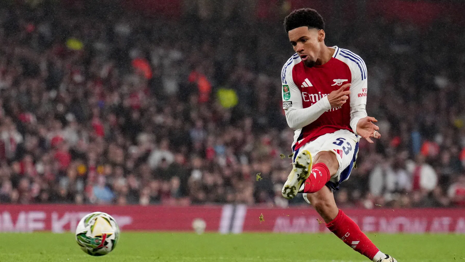 Piepjonge Nwaneri geeft visitekaartje af bij Arsenal: 'Hij loopt voor'