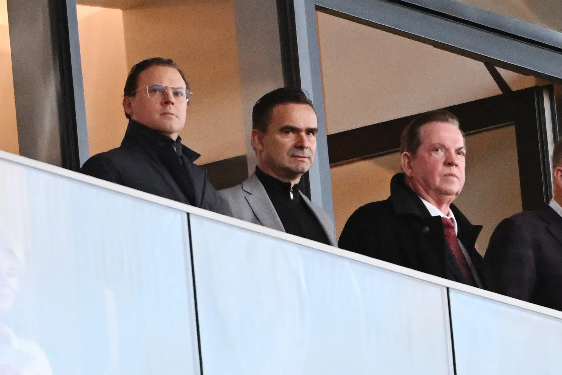 Antwerp verlengde contract van Overmars stilzwijgend