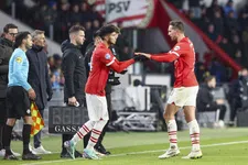 Thumbnail for article: Bosz wijst op het belangrijkste verschil tussen Pepi en De Jong