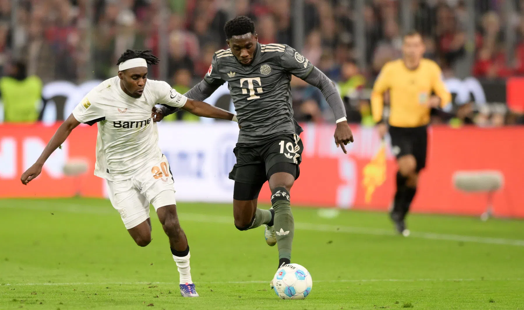 Bayern München krijgt kampioen Leverkusen niet op de knieën