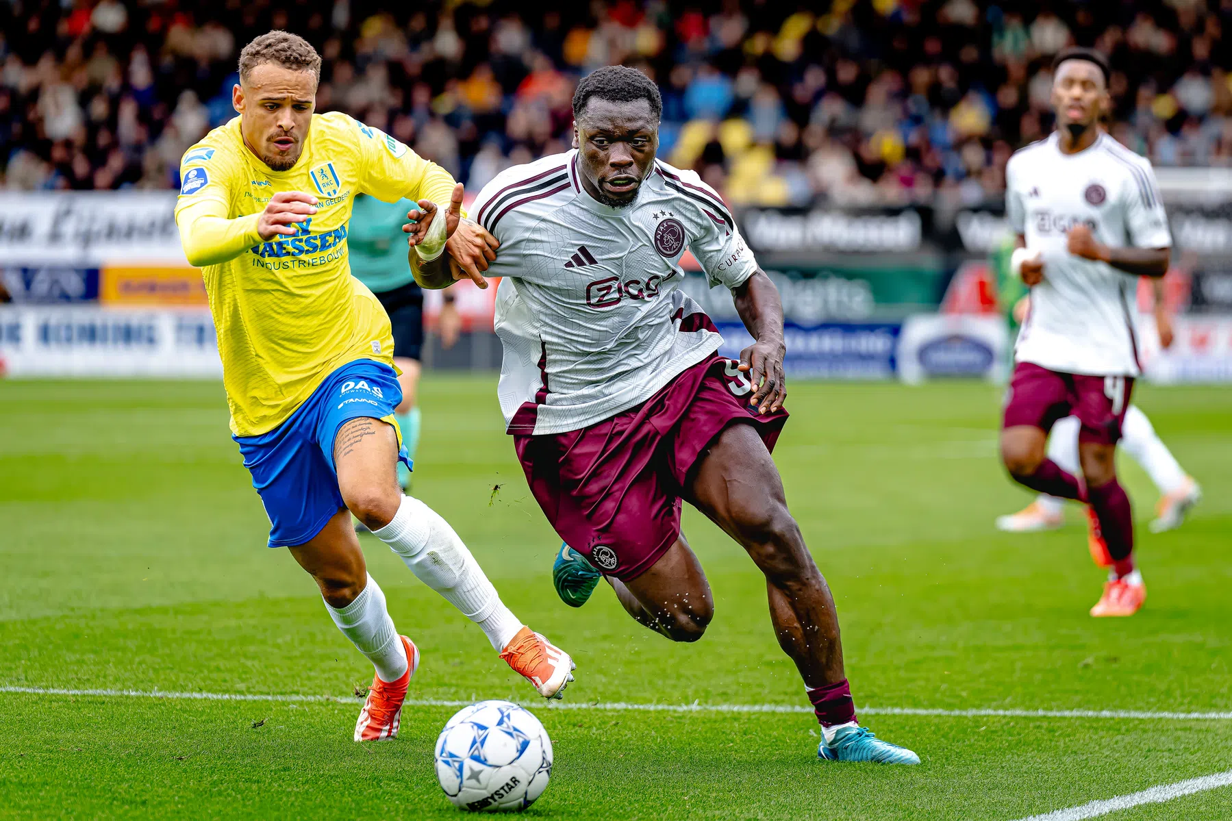 Brobbey zelfkritisch: 'Ik heb mijn niveau niet gehaald'