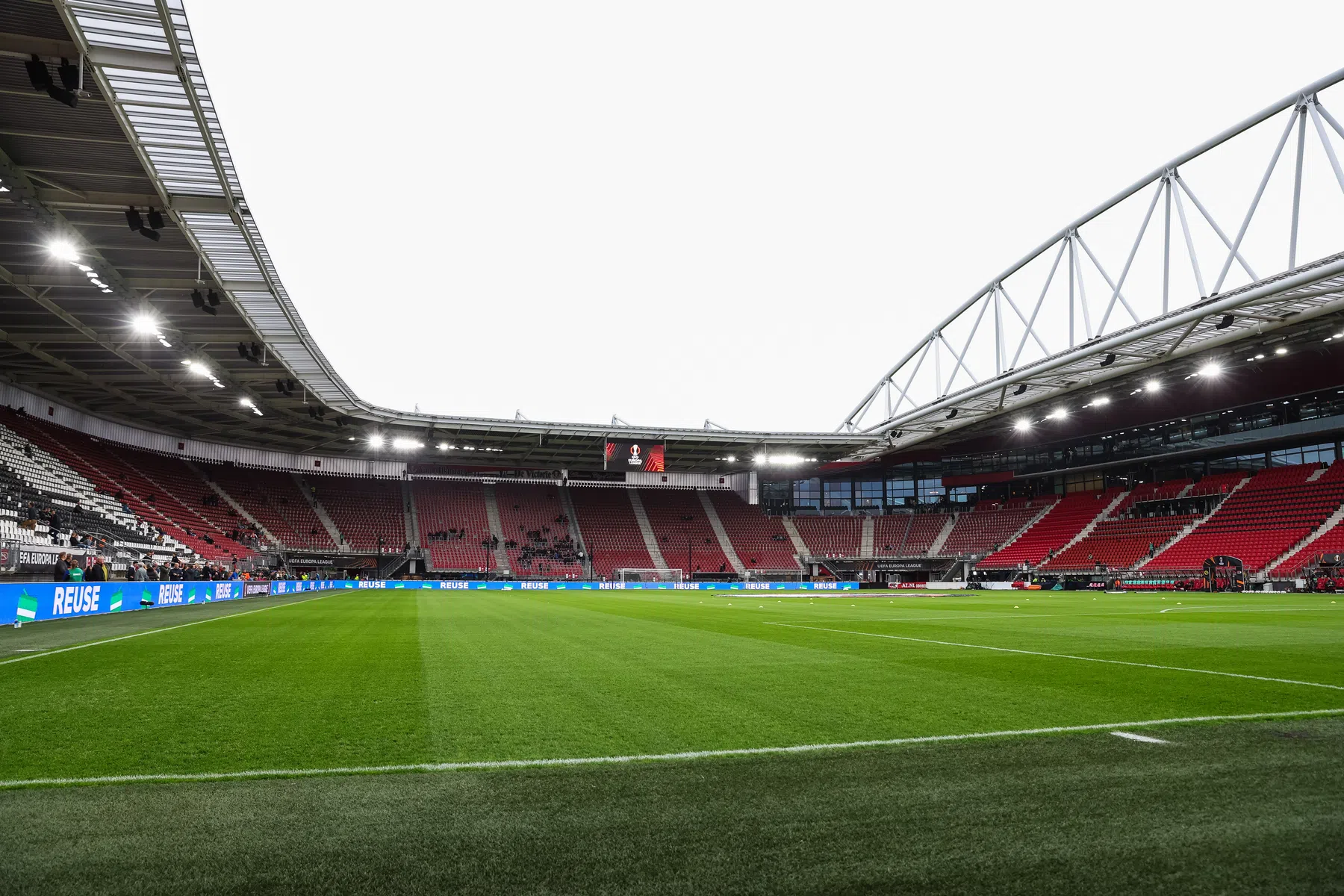 AZ kijkt terug op financieel topjaar