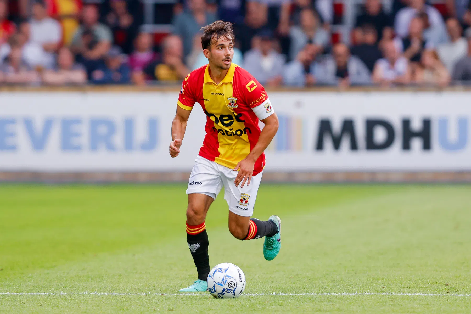 FIFA zet streep door voetbalsprookje Go Ahead-verdediger Deijl