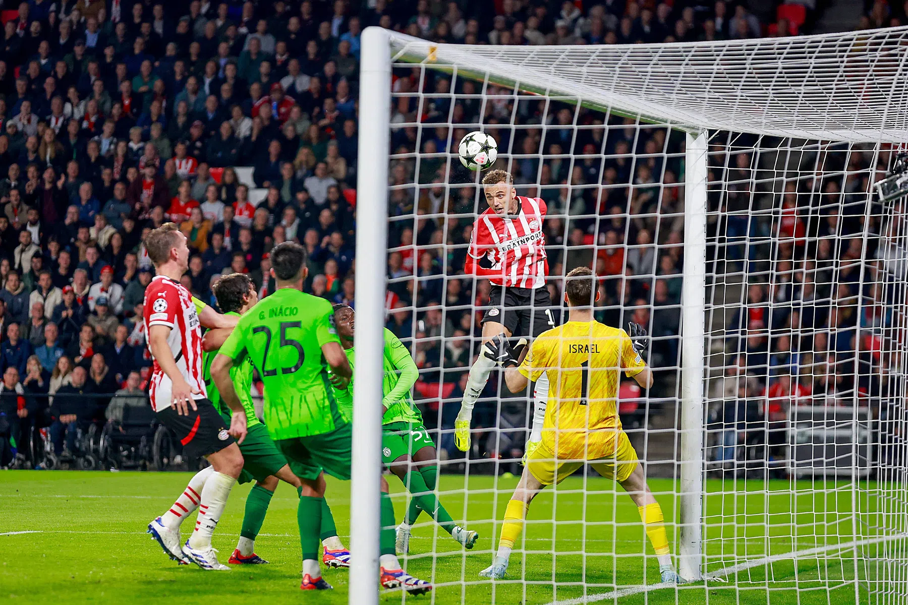 PSV is het verplicht altijd zo te spelen als tegen Sporting
