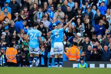 Thumbnail for article: Uitblinkers zetten Arsenal en Man City op een punt van Liverpool