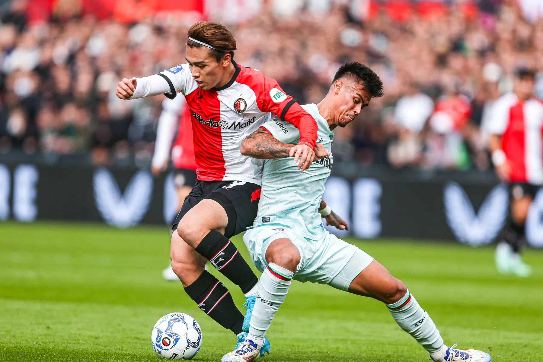Ayase Ueda: enigma in De Kuip
