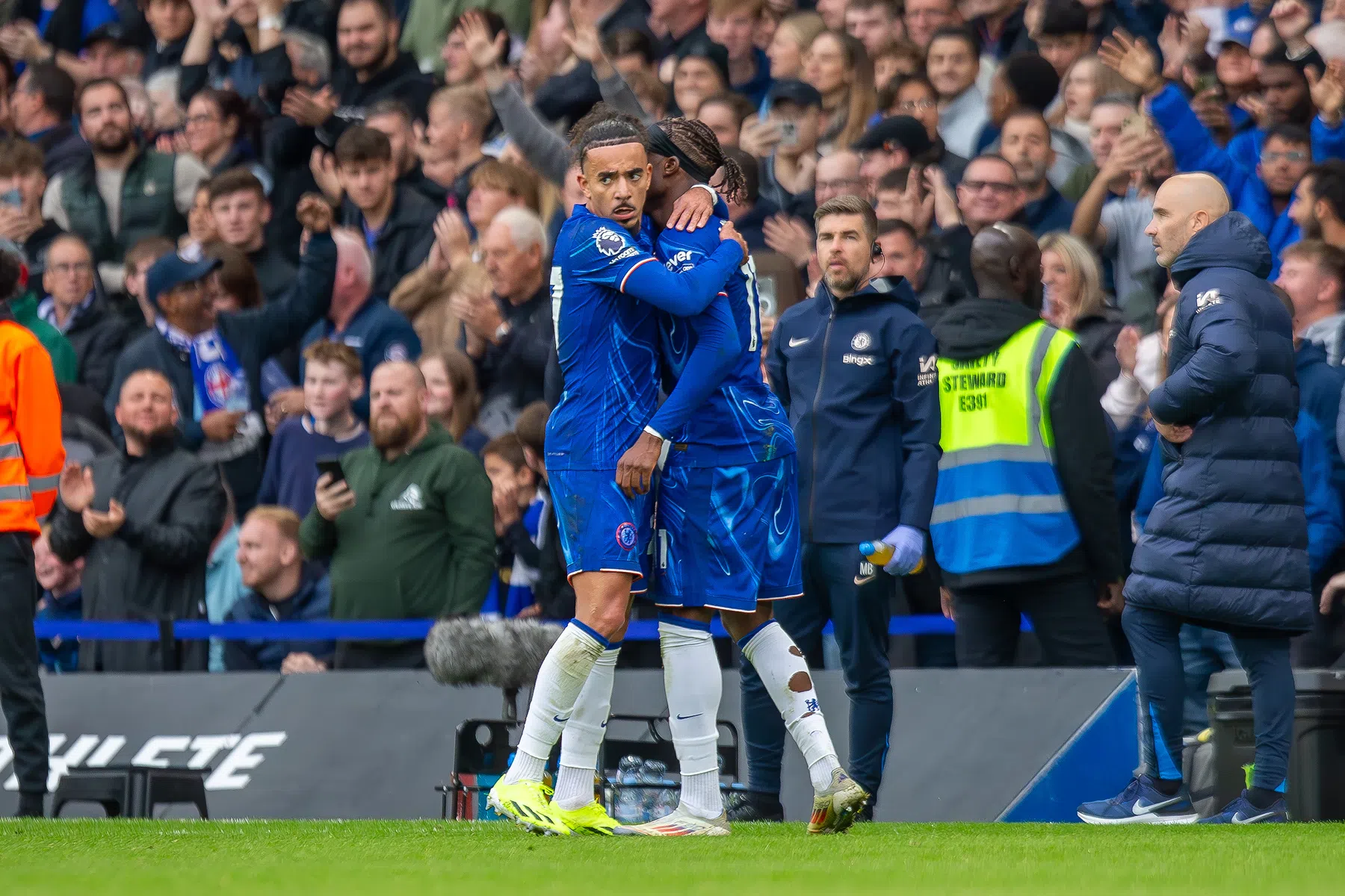 Chelsea bijt tanden stuk op Forest