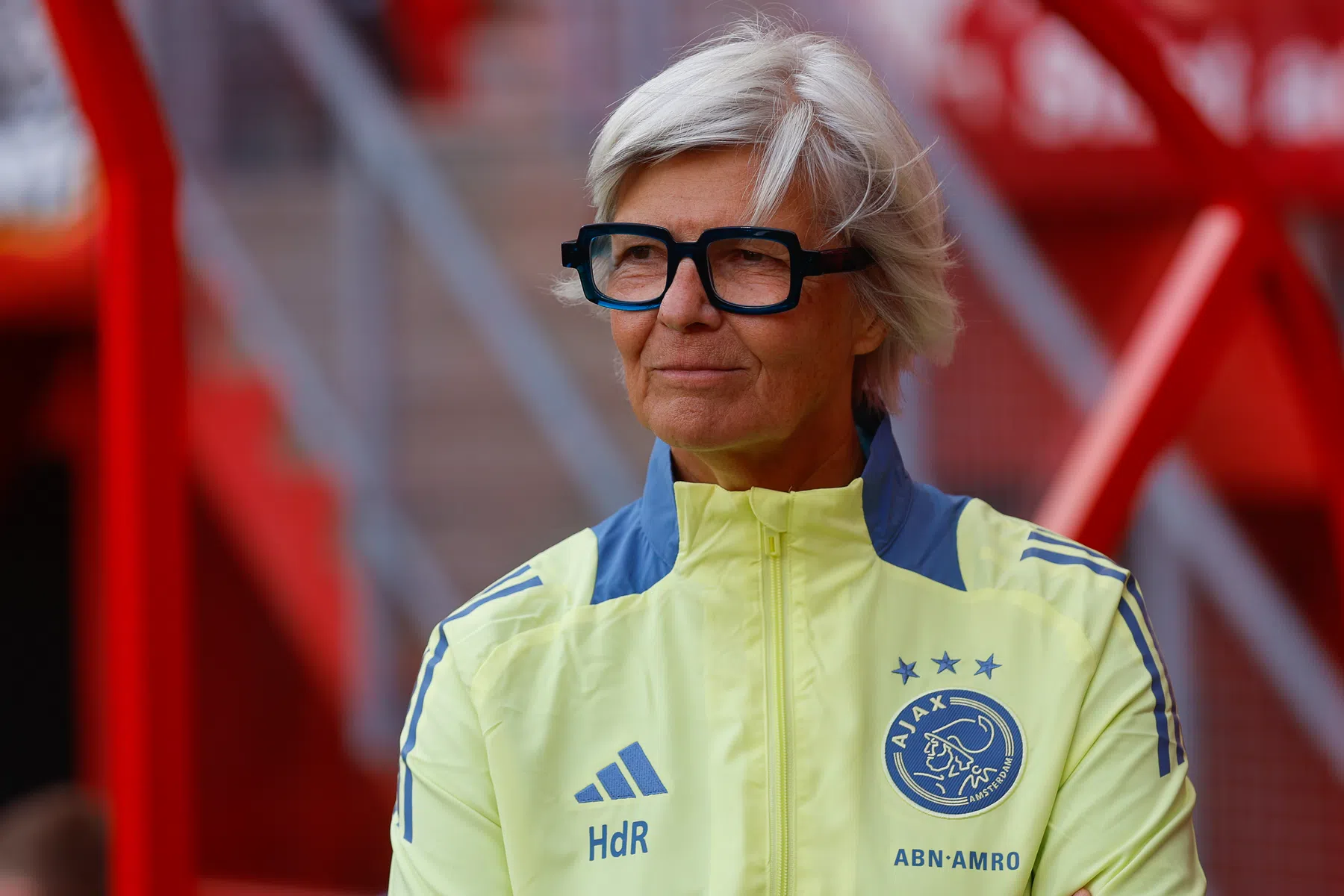 Ajax-trainer De Reus door het stof na opzienbarend interview: 'Niet goed gedaan'