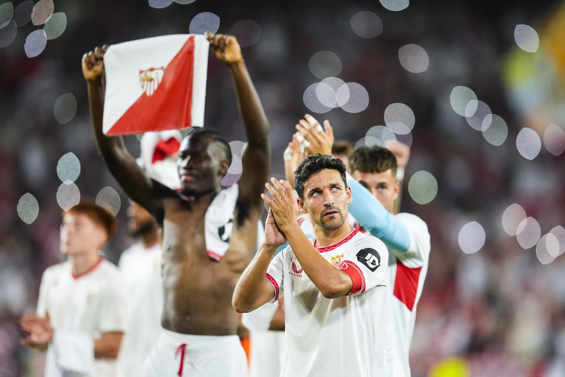 Tranen in Pizjuán na laatste El Gran Derbi van Jesús Navas