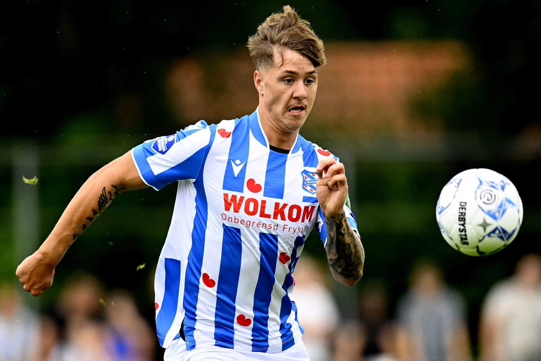 Dimitris Rallis volgt het voorbeeld van Huntelaar en Alves: 'Ik ben ontzettend trots'