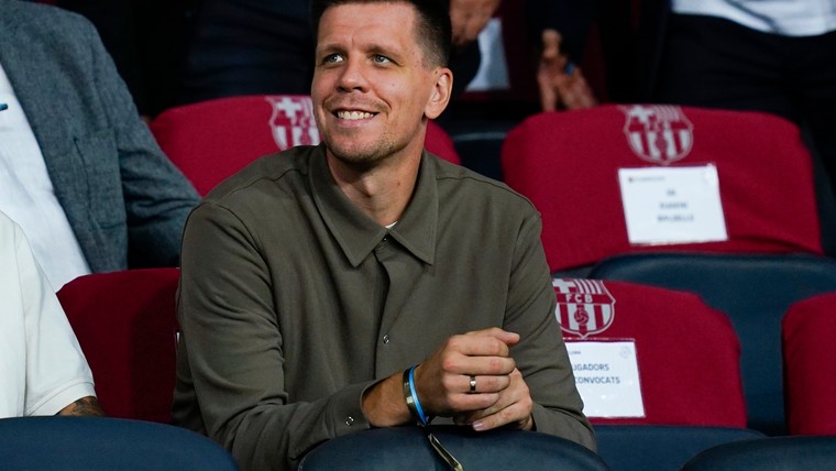 Barça-aanwinst Szczesny rookt: 'Doe het niet in zicht van kinderen'