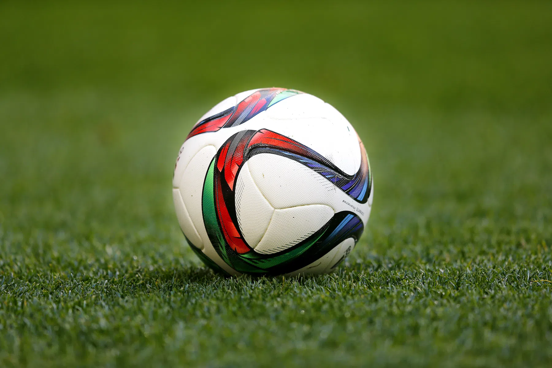 Engelse amateurclub moet duel uitstellen vanwege vier interlandoproepen