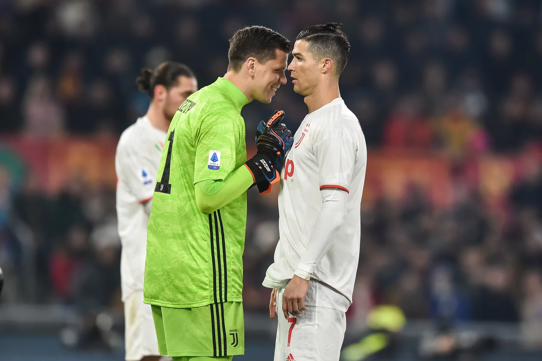 Ronaldo deelt sneertje uit naar Juventus bij weerzien met Szczesny