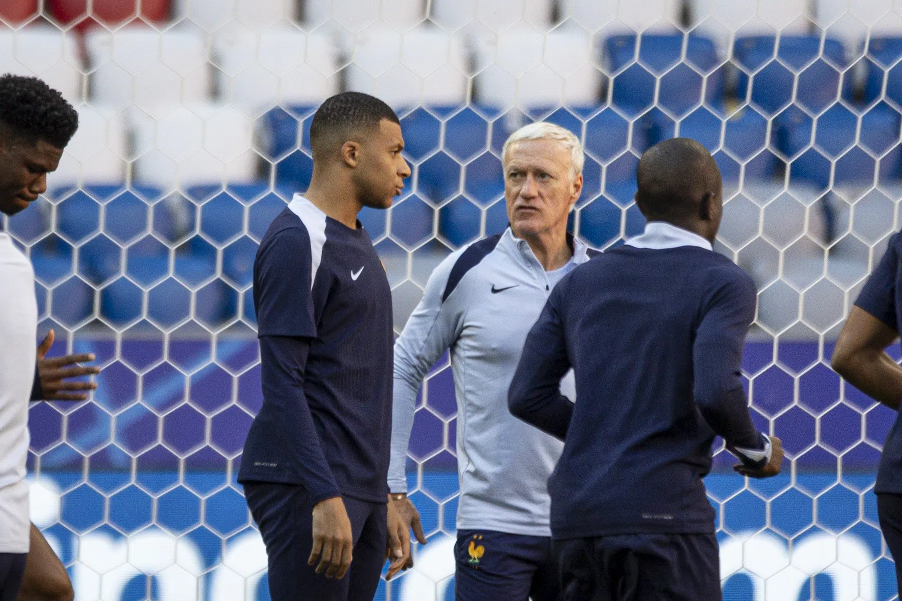 Deschamps over afwezigheid Mbappé: 'Niet goed voor het Franse voetbal'