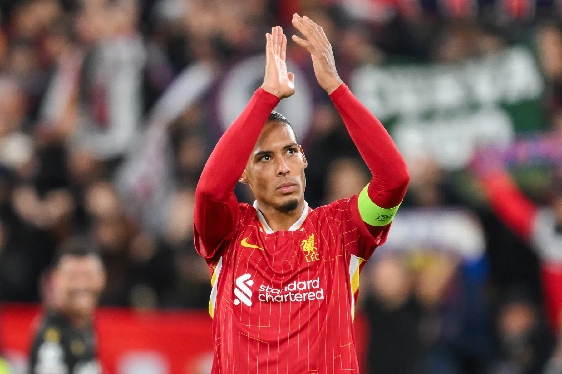 Slot springt op de bres voor Van Dijk: 'Typisch Nederlands'
