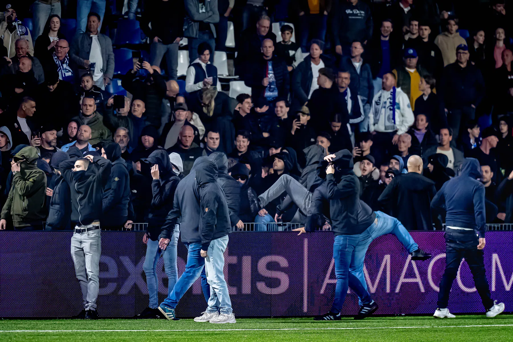 Den Bosch knokt zich naar koppositie op avond met gitzwart randje
