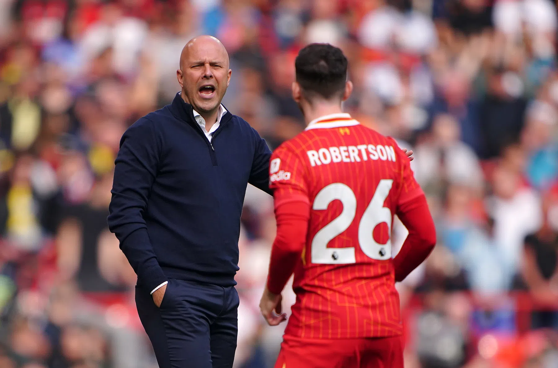 Jij kunt binnenkort op de tribune zitten bij het Liverpool van Slot!
