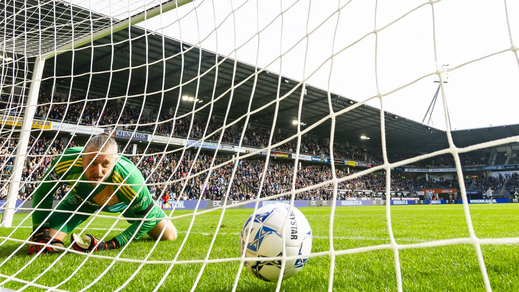 Ajax genoot van tegengoal: 'Soms moet je gewoon applaudisseren'