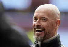 Thumbnail for article: Grappende Ten Hag begraaft strijdbijl met Brits journaille