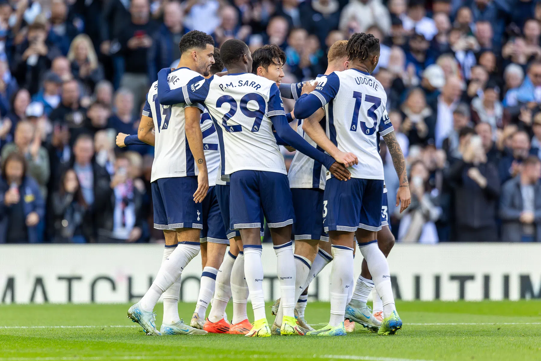 Pascal Jansen weet wat AZ te wachten staat tegen Tottenham