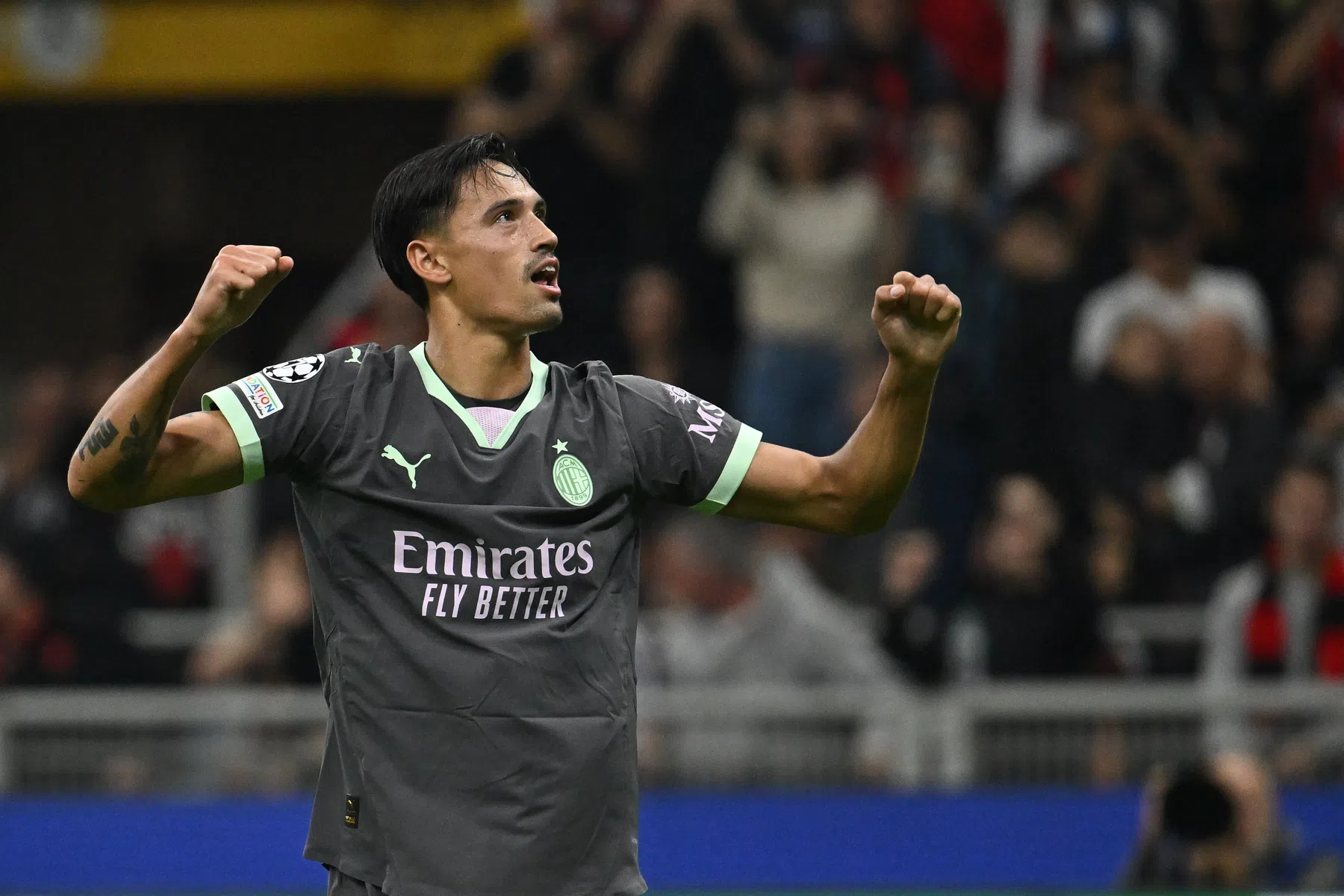 'Kers op de taart': Reijnders en AC Milan praten over nieuw contract