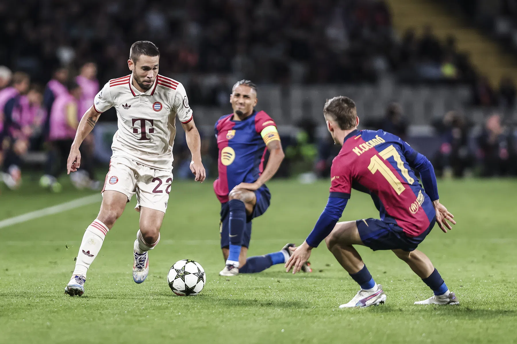 Flick looft Barça-talent na demonstratie tegen Bayern: 'Dit is La Masía'
