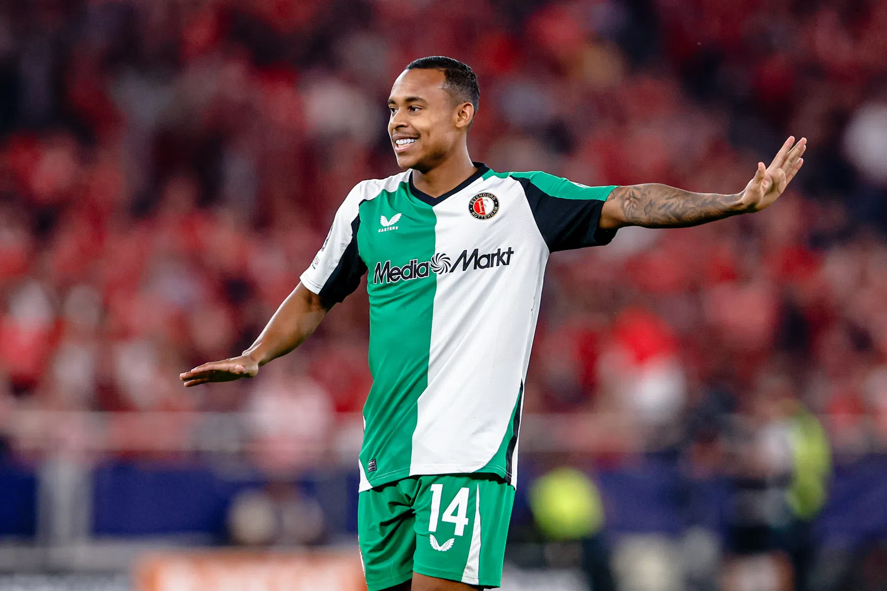 Paixão verlengt contract bij Feyenoord: 'Ik leef hier mijn droom'