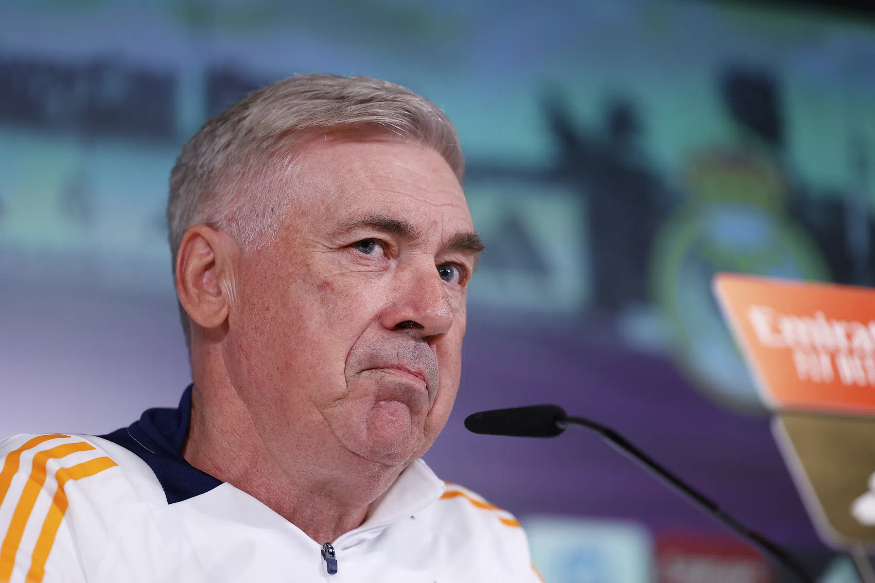 Ancelotti verlicht Clásico-stress met Van Basten-anekdote
