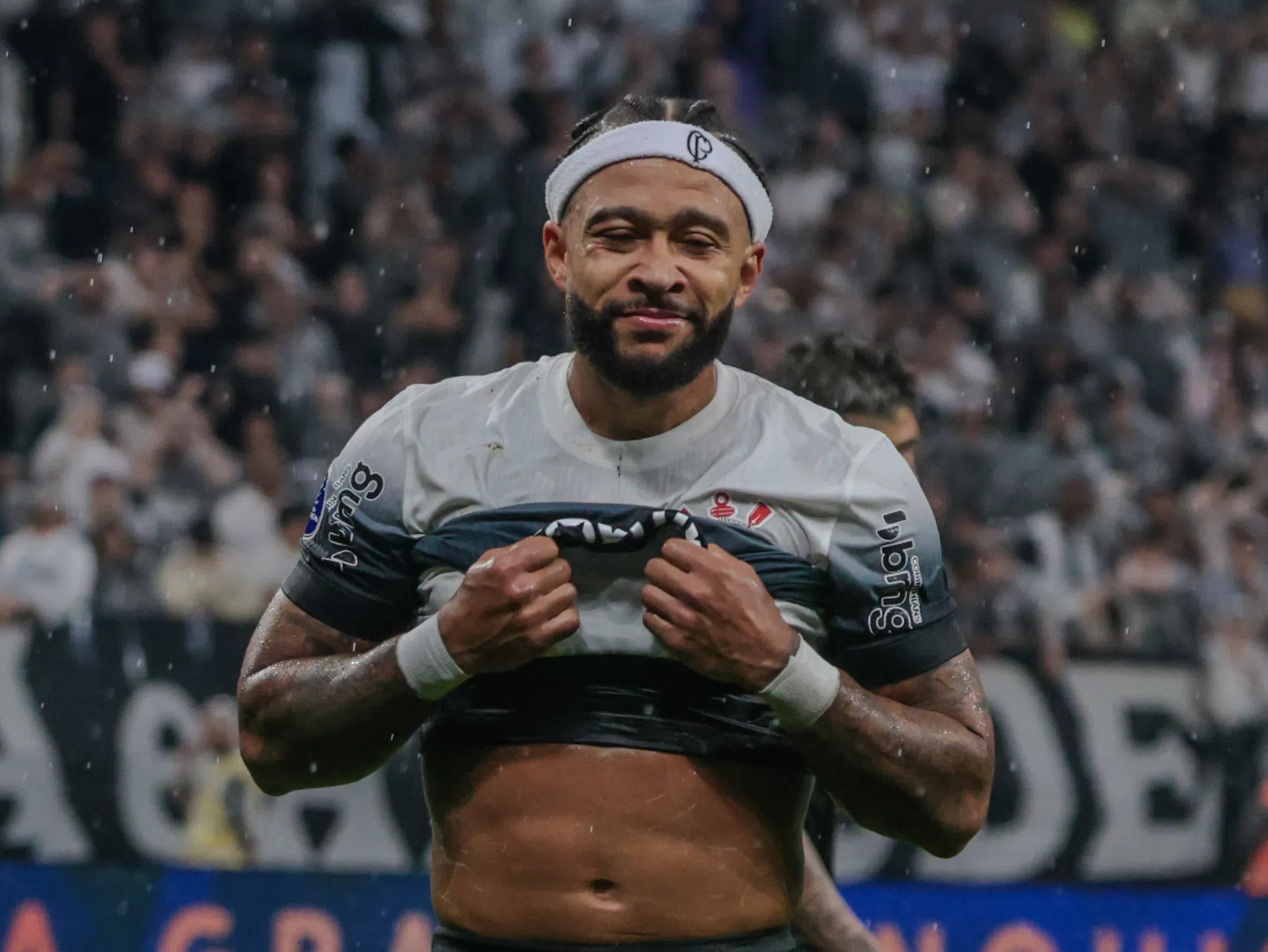 Memphis voor tweede keer in één week belangrijk voor Corinthians