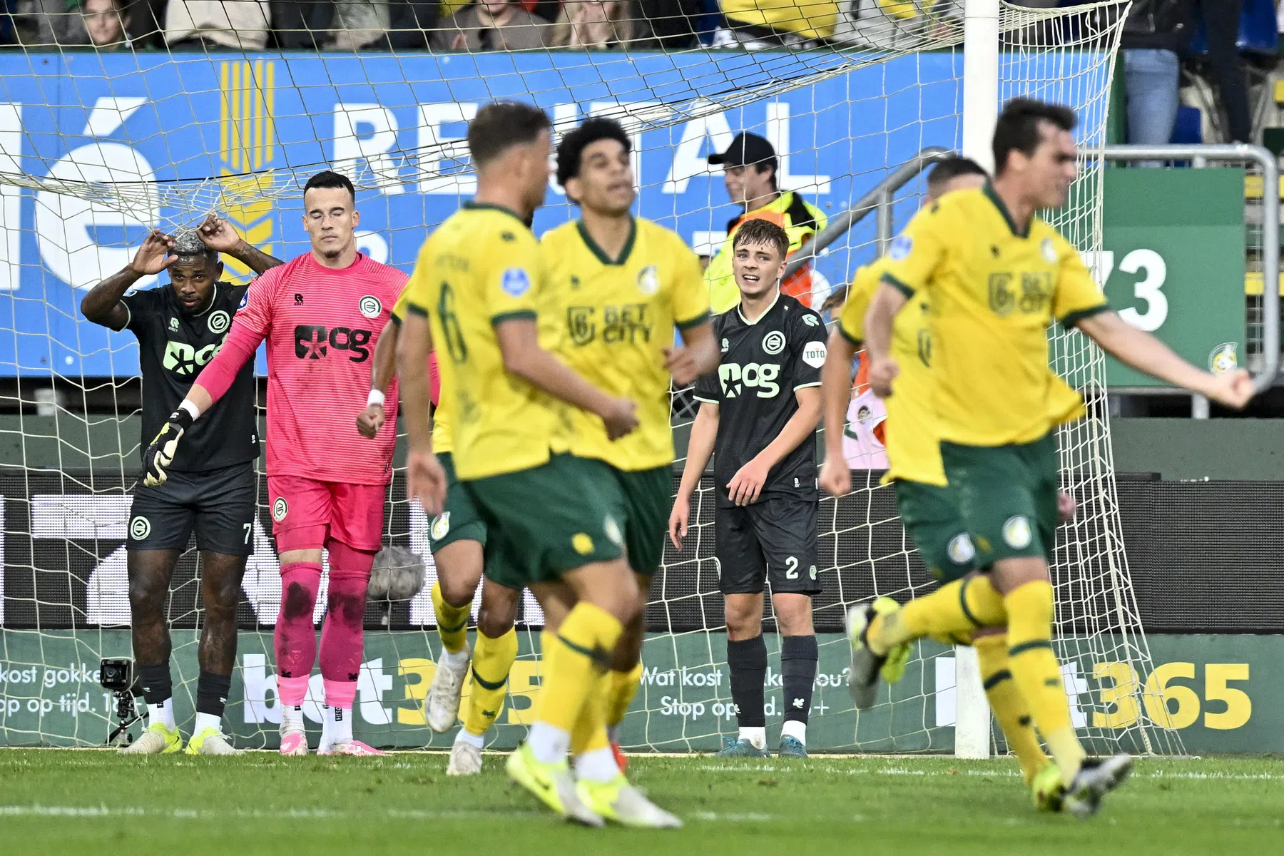 Bacuna gaat door het stof: 'Wil mijn excuses aanbieden aan de fans'