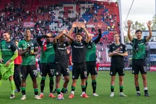 Thumbnail for article: 'Zegen voor Feyenoord dat De Klassieker nu pas wordt gespeeld'
