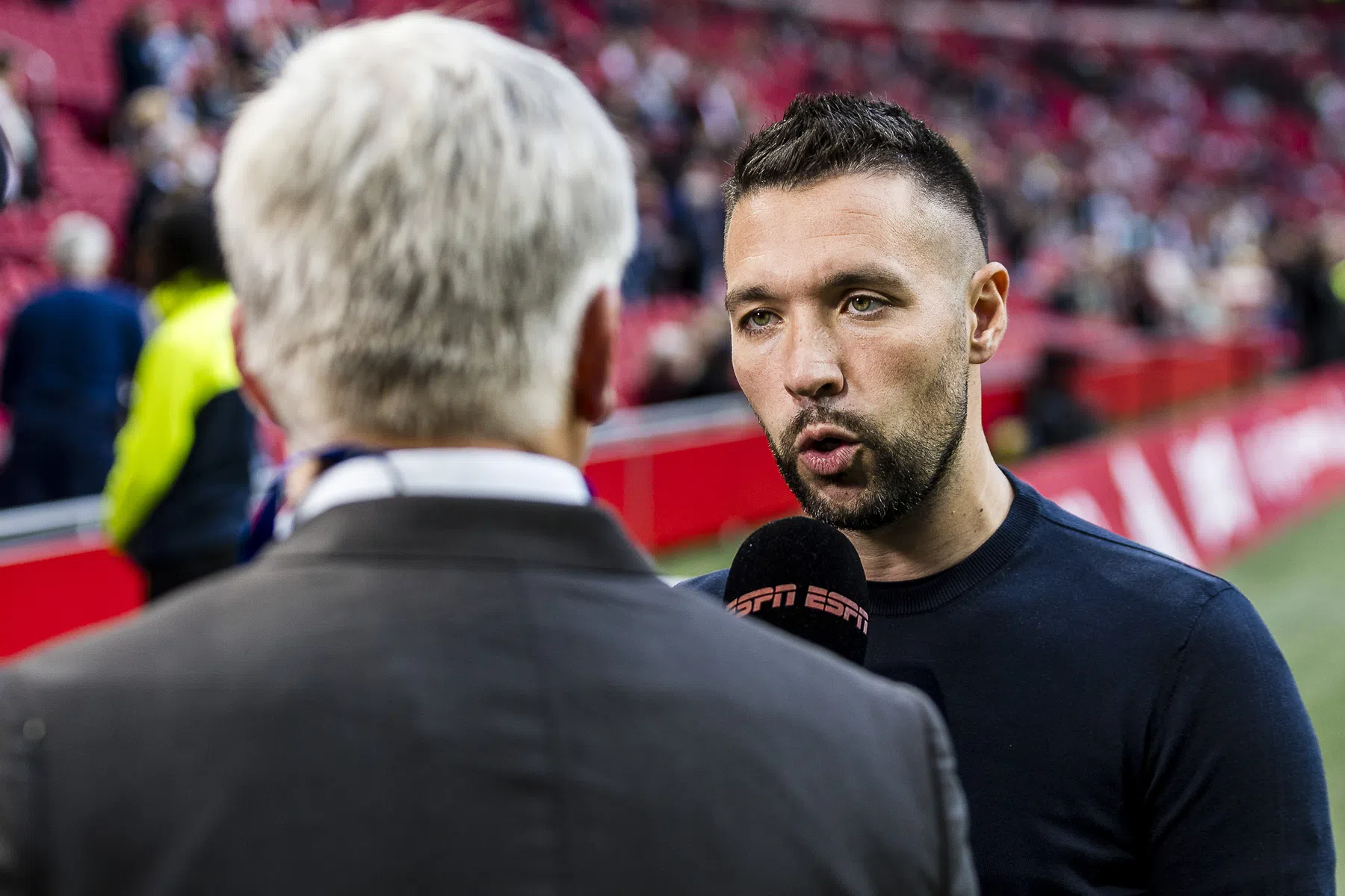 Farioli juist erg positief over afgebrand Ajax: 'Ik ben heel trots'