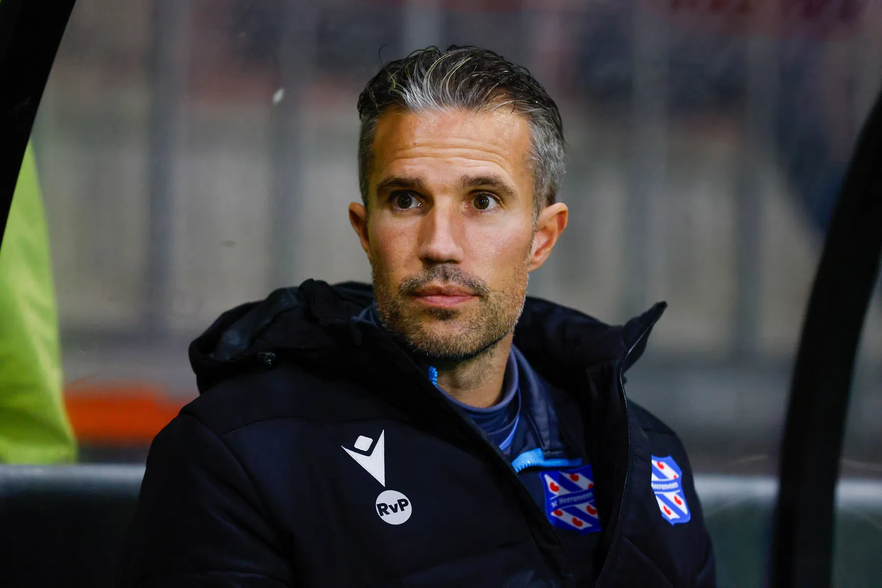 Van Persie ontsnapt met Heerenveen aan blamage