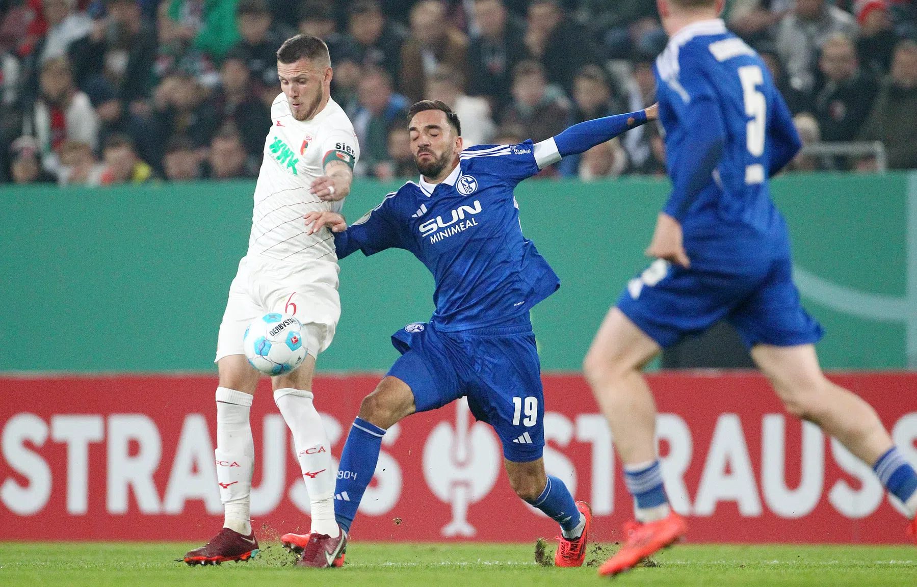 Van Wonderen en Schalke kunnen streep zetten door bekeraspiraties