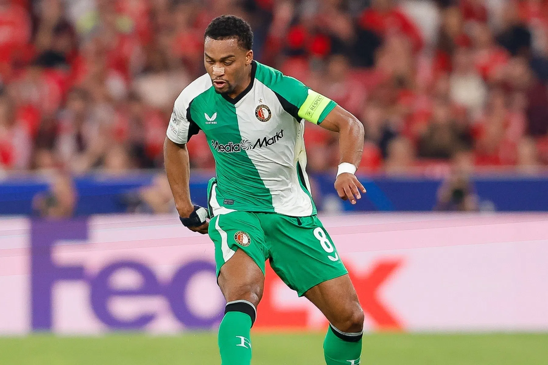 Feyenoord start met Timber en Ueda in De Klassieker