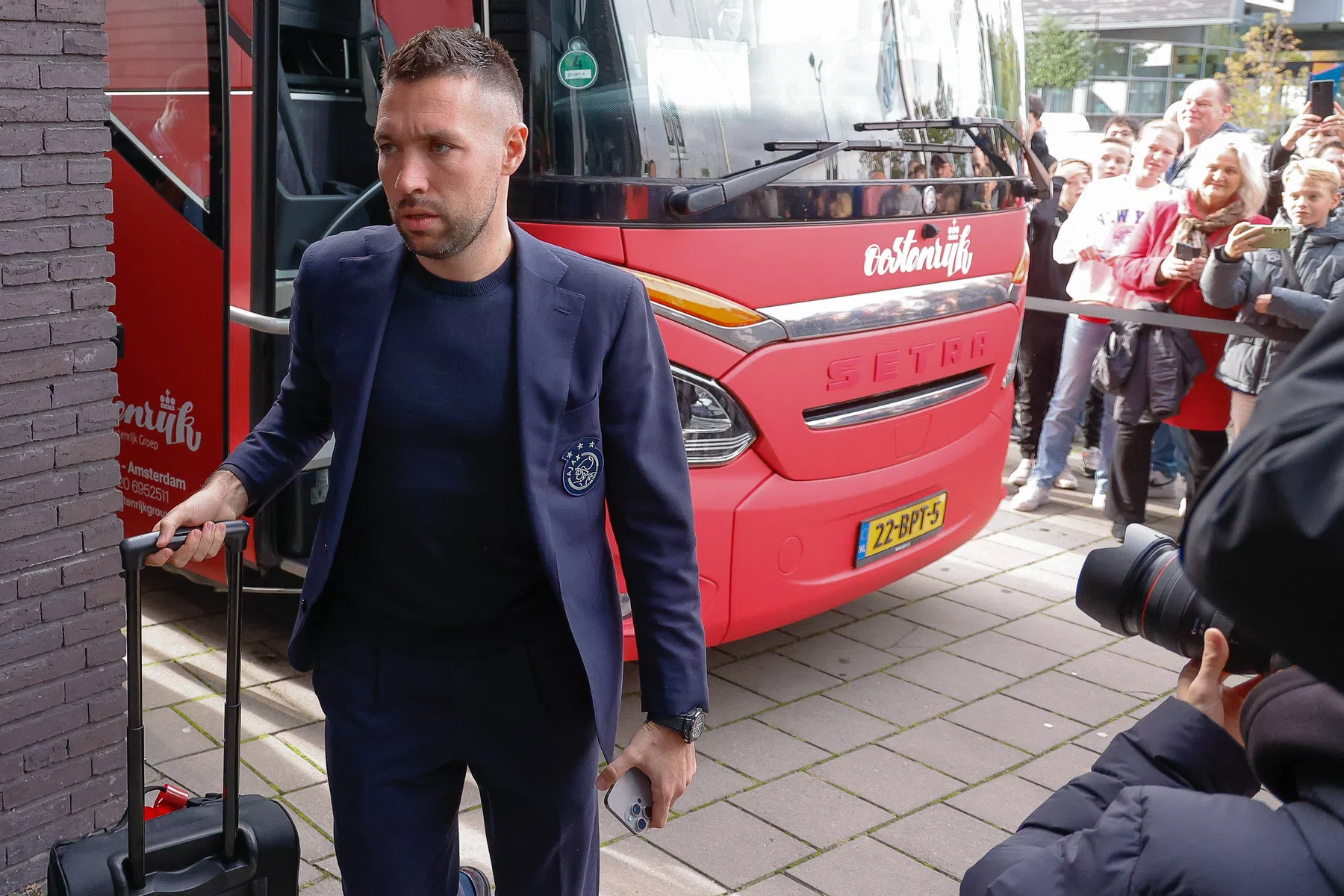 Farioli bespreekt de staat van Ajax: 'Zijn bij de kelder'