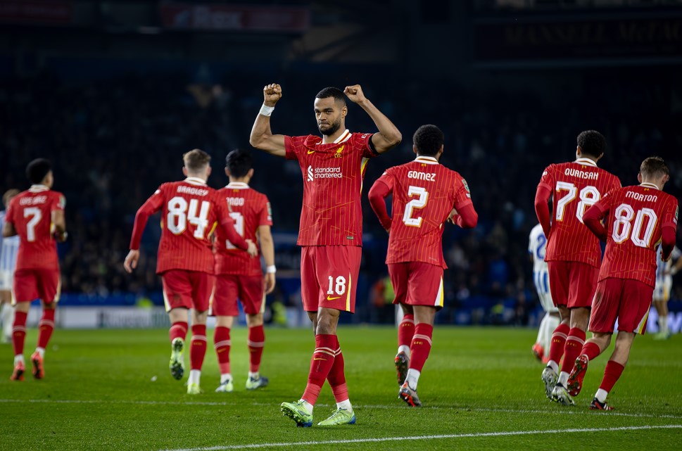 Grandioze Gakpo leidt Liverpool in League Cup langs Brighton