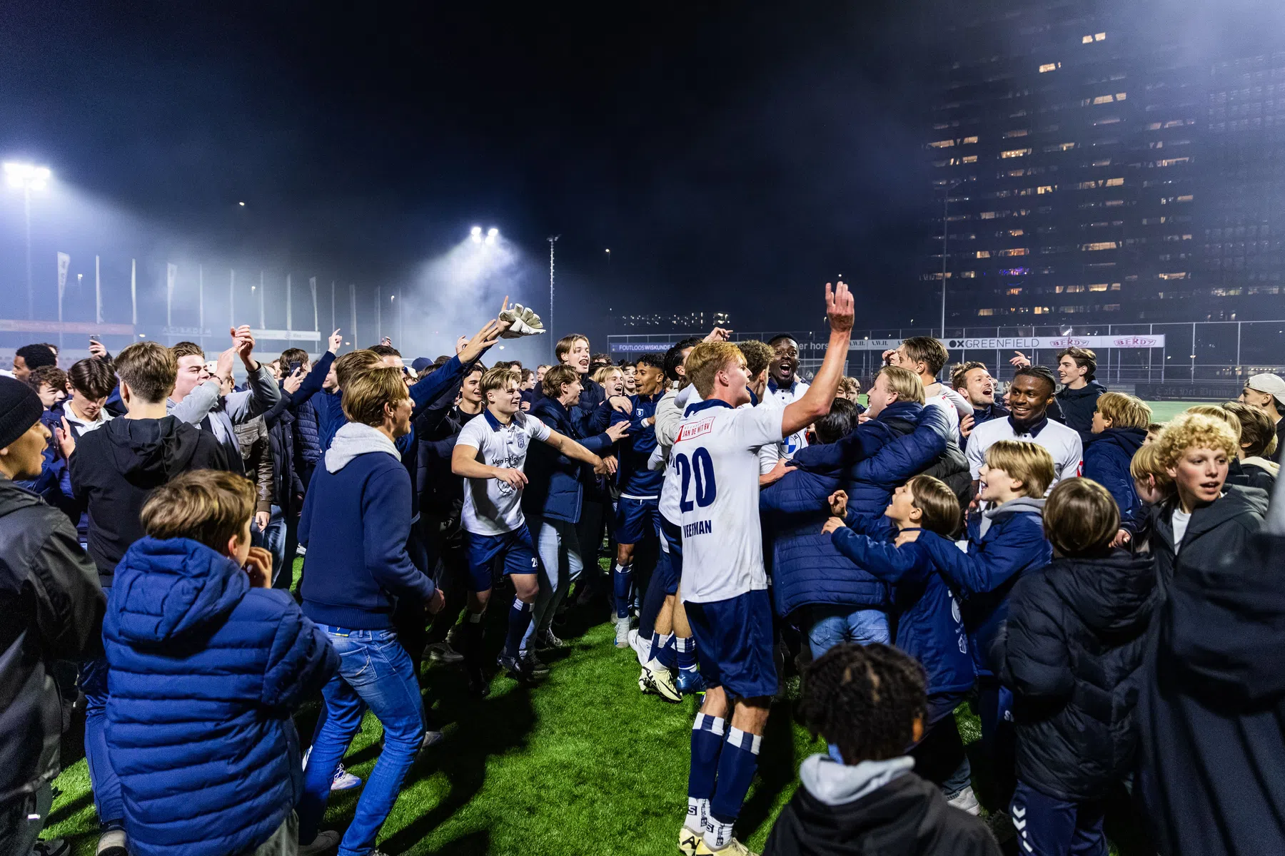 HFC beleeft feestavond in het huis van zijn beste vriend