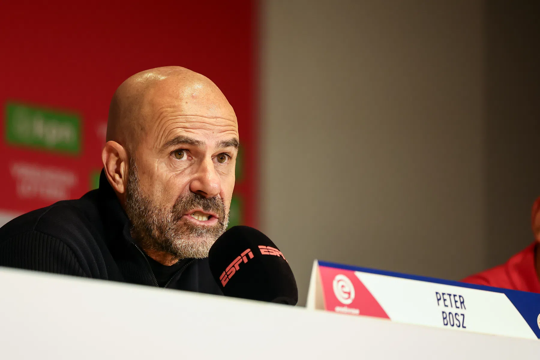 Bosz op zijn hoede voor Ajax: 'We hebben net als vorig seizoen veel blessures'