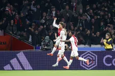 Thumbnail for article: Ajax ontdoet PSV van perfecte status en zet kroon op week van toppers