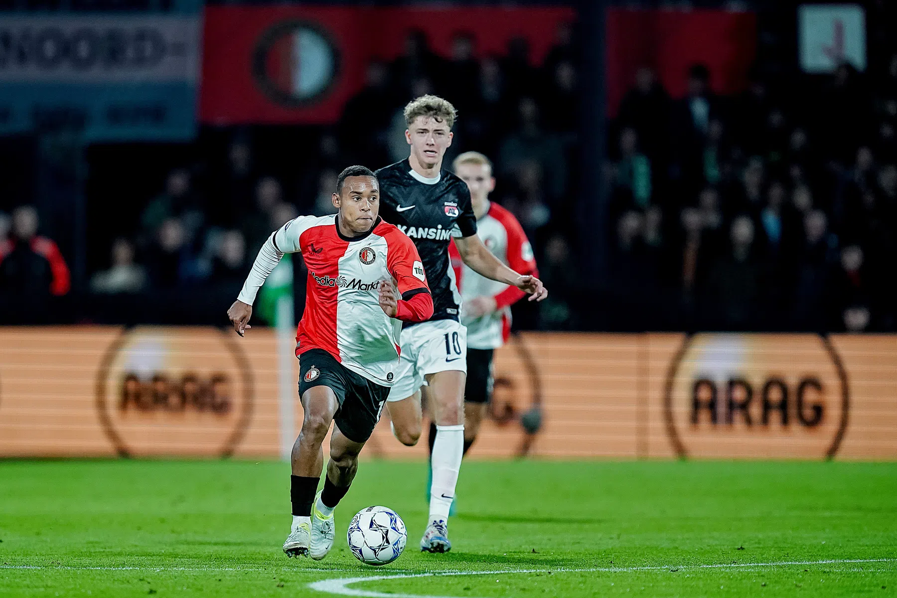 AZ blijft positief na klap tegen Feyenoord: 'Trots op het team'
