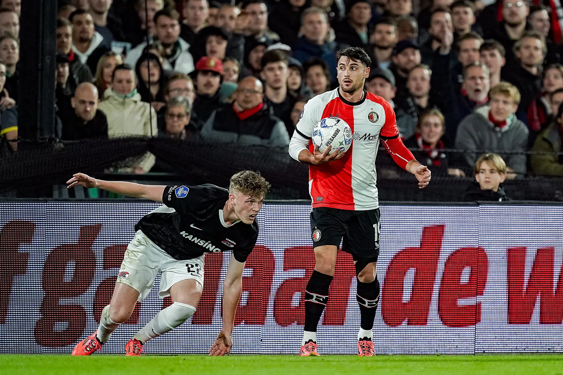 'Brobbey-achtige' rol voor Carranza: 'Daarin is hij agressiever dan Gimenez'
