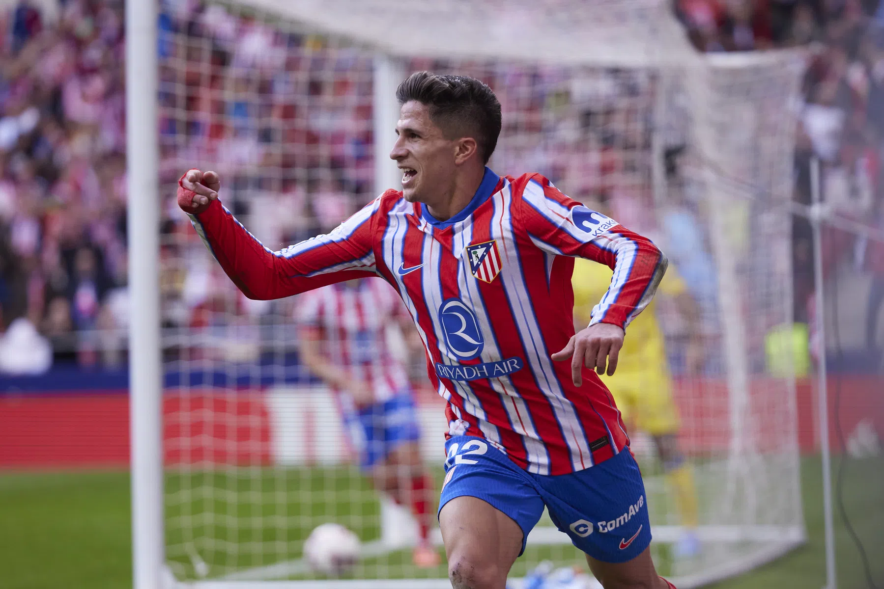 Zo vader zo zoon: Simeone junior schrijft historie met goal voor Atlético
