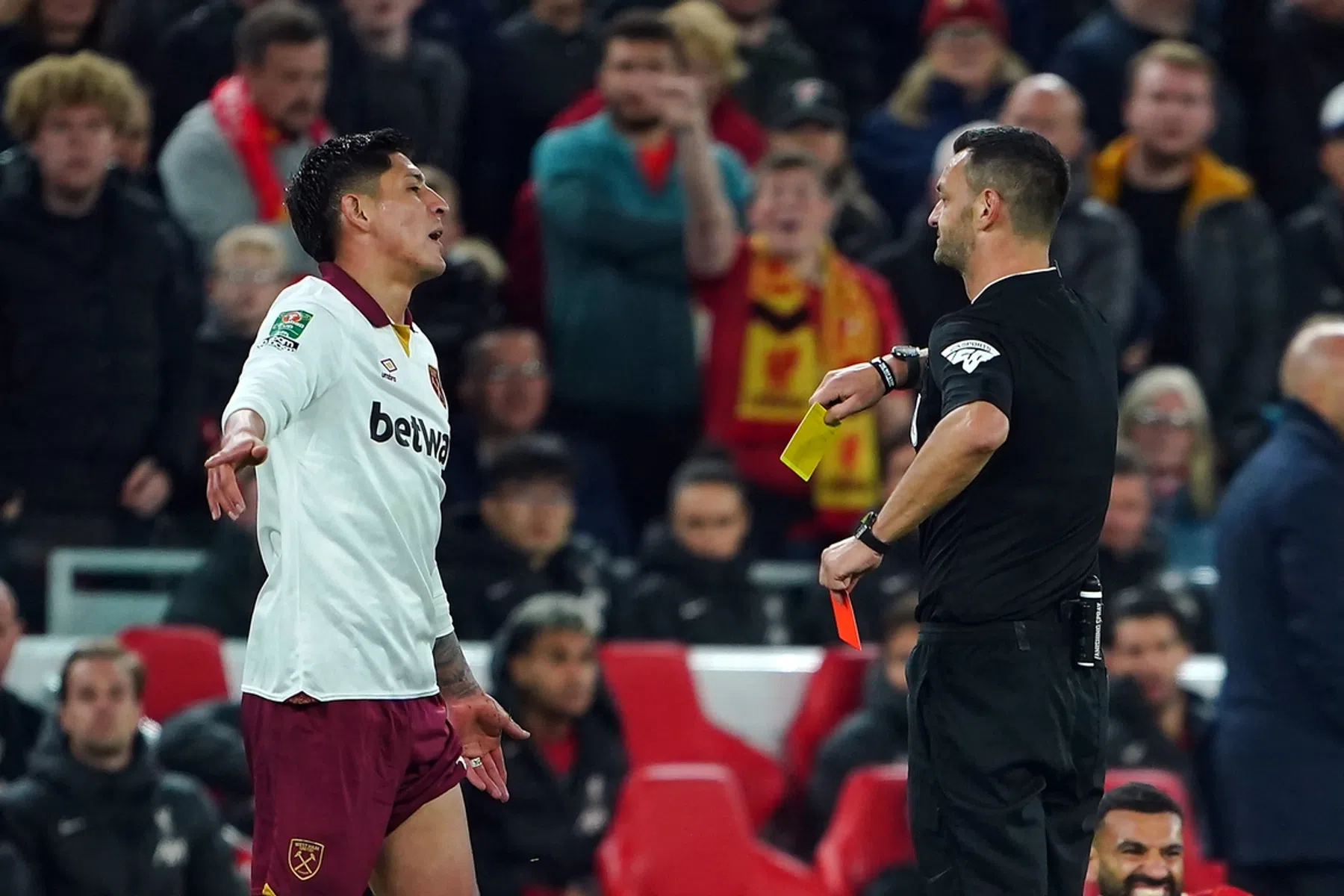 Lopetegui weigert kaartenpakker Álvarez de schuld te geven van nederlaag